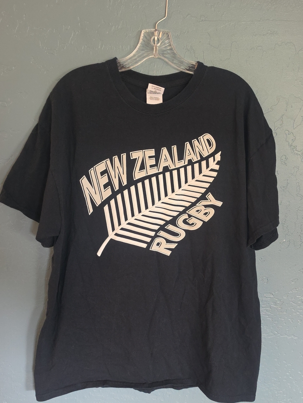 Gildan Black T-Shirt with White New Zealand Rugby Print